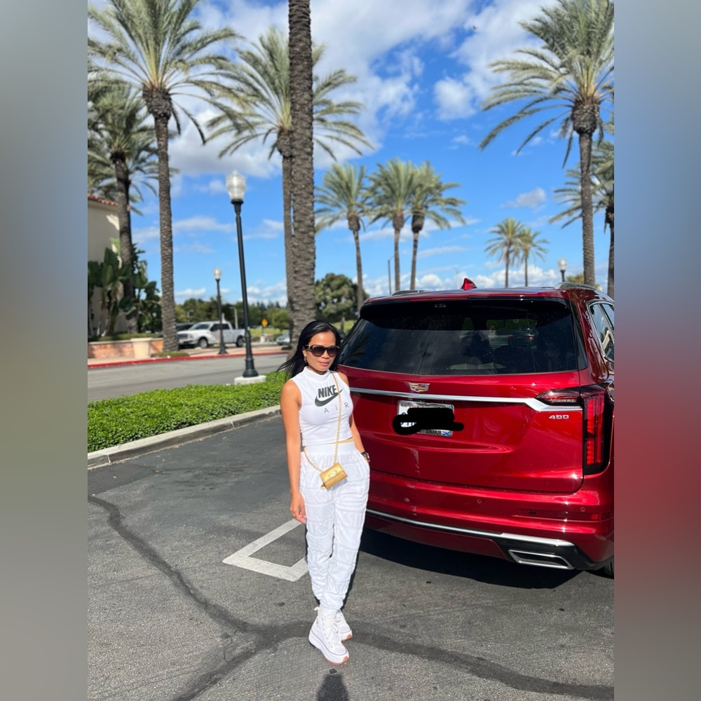 💕💕💕LIVE NOTIFICATIONS MIXED LUXURY ITEMS! ALL SALES ARE FINAL💕💕💕 - Picture 17 of 17